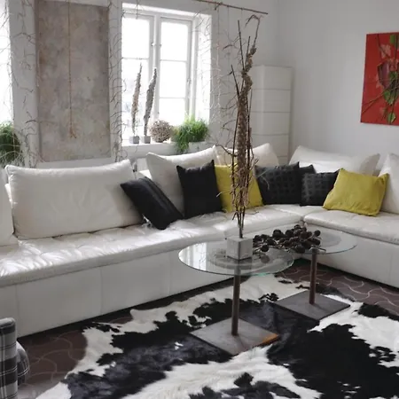 Σπίτι διακοπών Three-bedroom In *